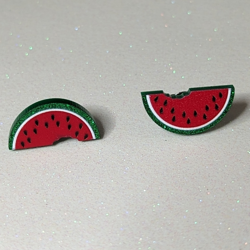 Watermelon slice red glitter acrylic stud earrings - Picture 5 of 7